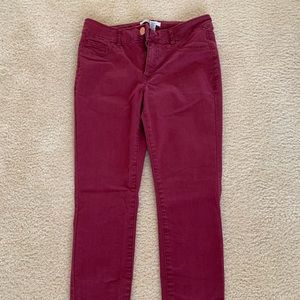 burgundy skinny jeans